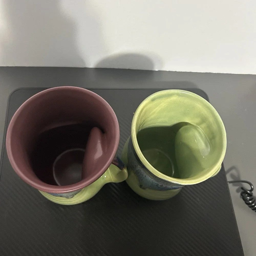 Neher Handmade ceramic mugs with a unique design and vibrant colored glazes - Picture 6 of 9